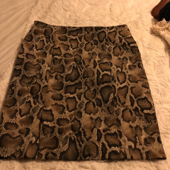 Michael Kors animal print skirt - Picture 2 of 2